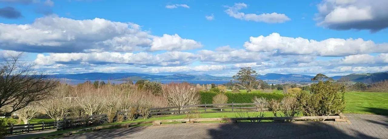 Holiday home Hamurana Home With A View Rotorua New Zealand